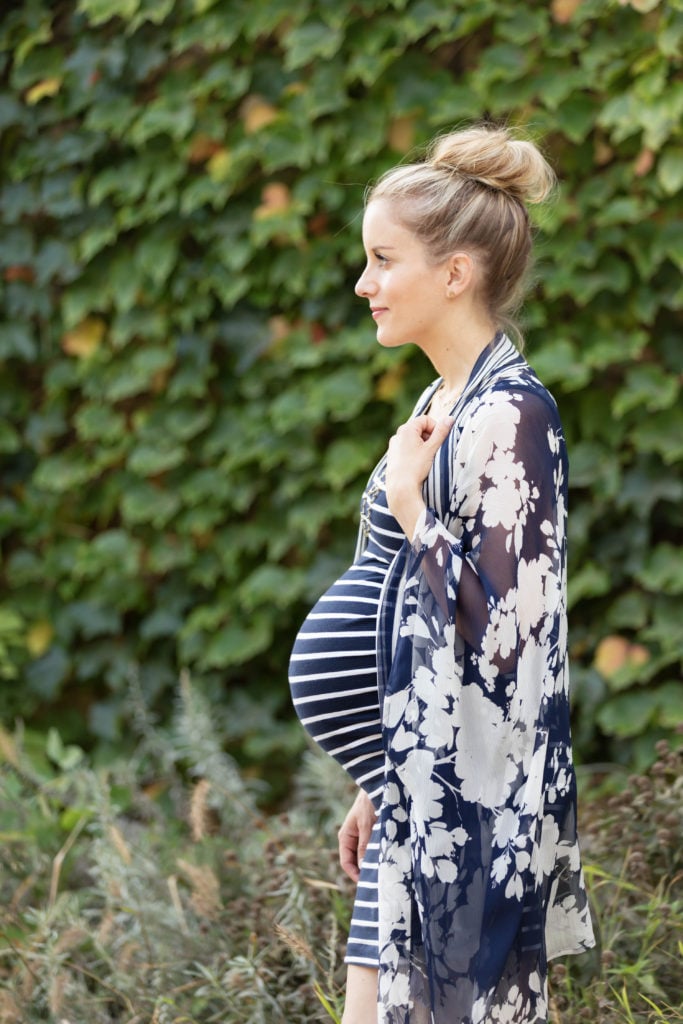 maternity summer outfit style with kimono