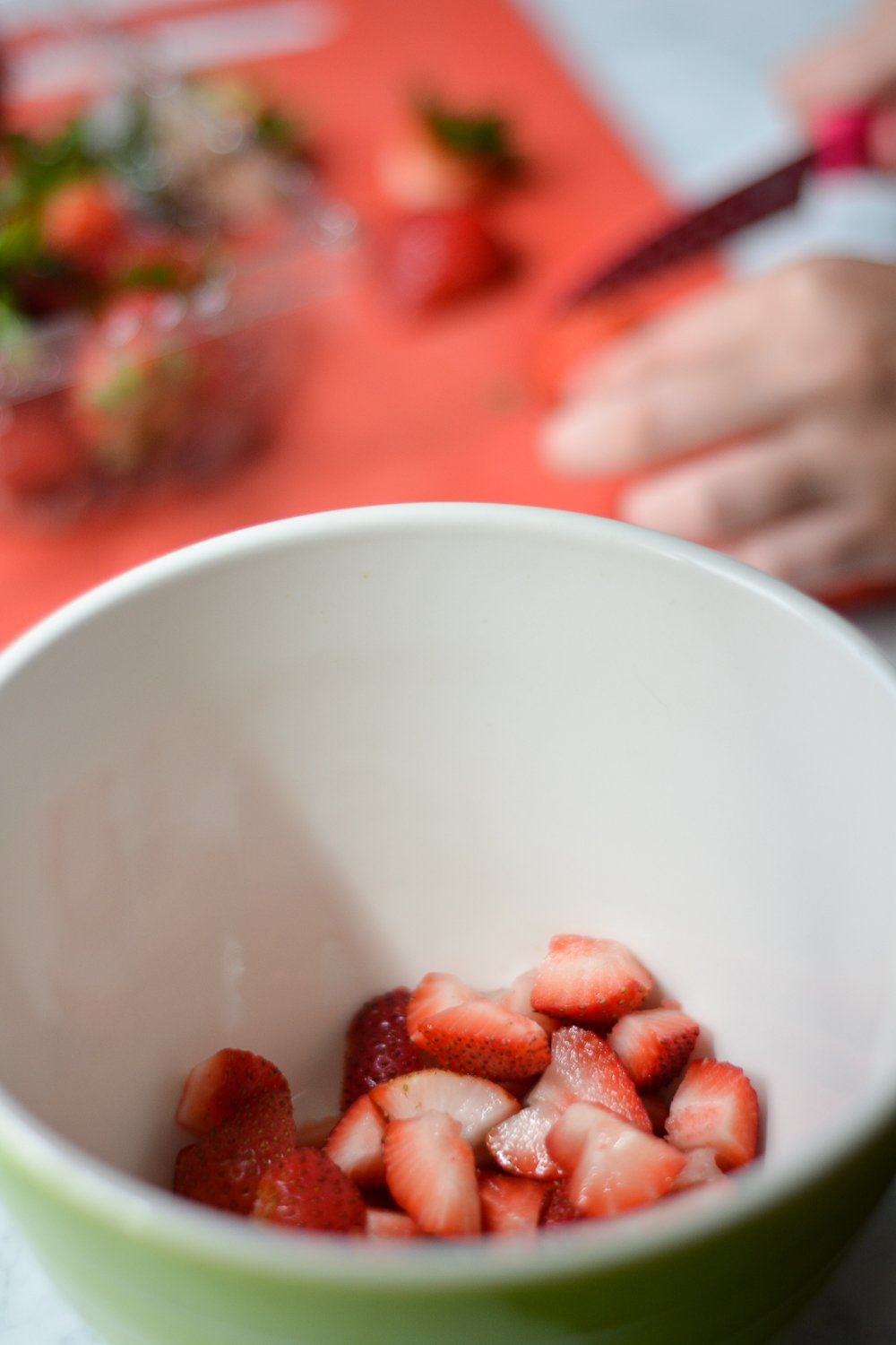 cut the strawberries