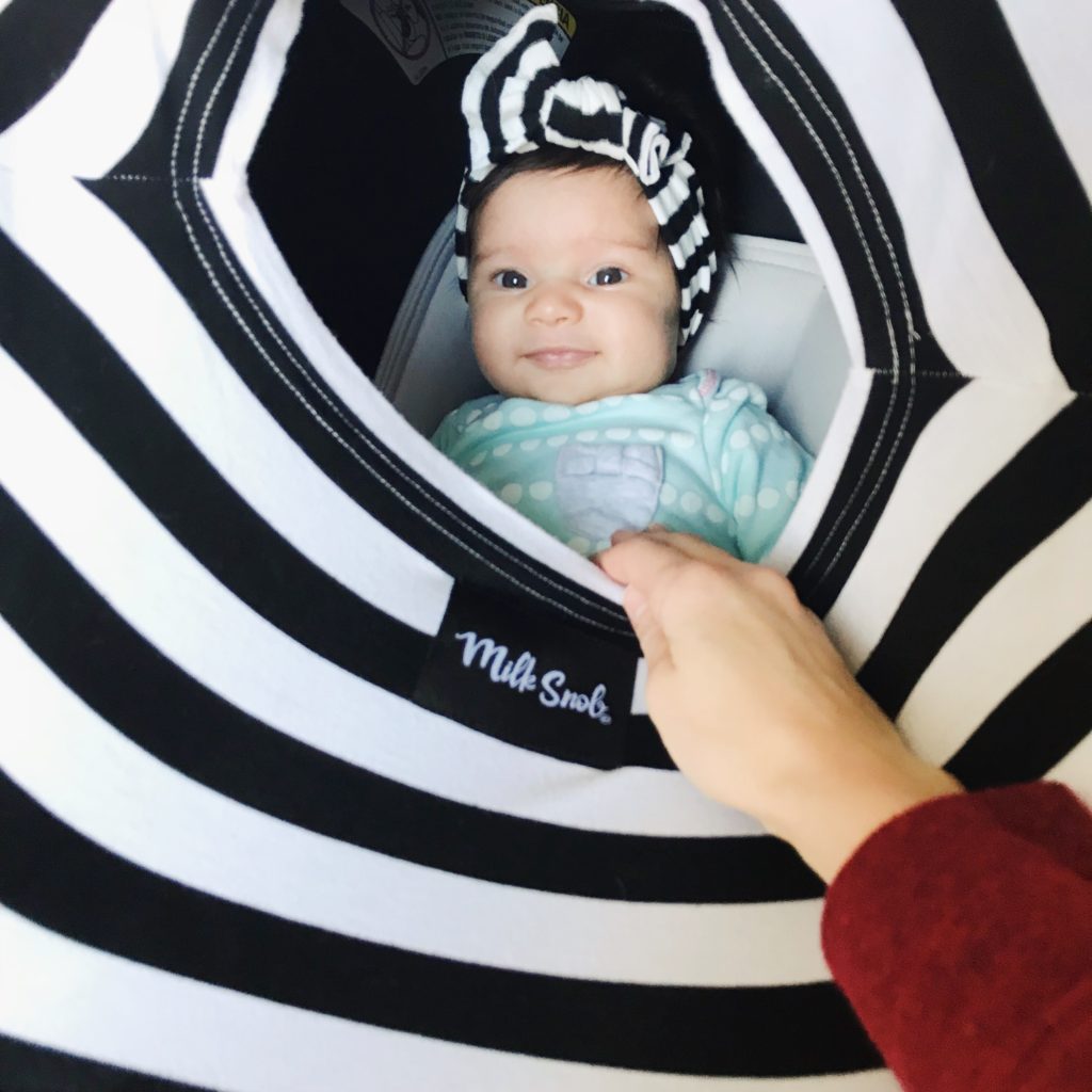 Negro raya blanca Leche Snob de enfermería de la cubierta en un carseat y el Bebé Bling arco en un bebé