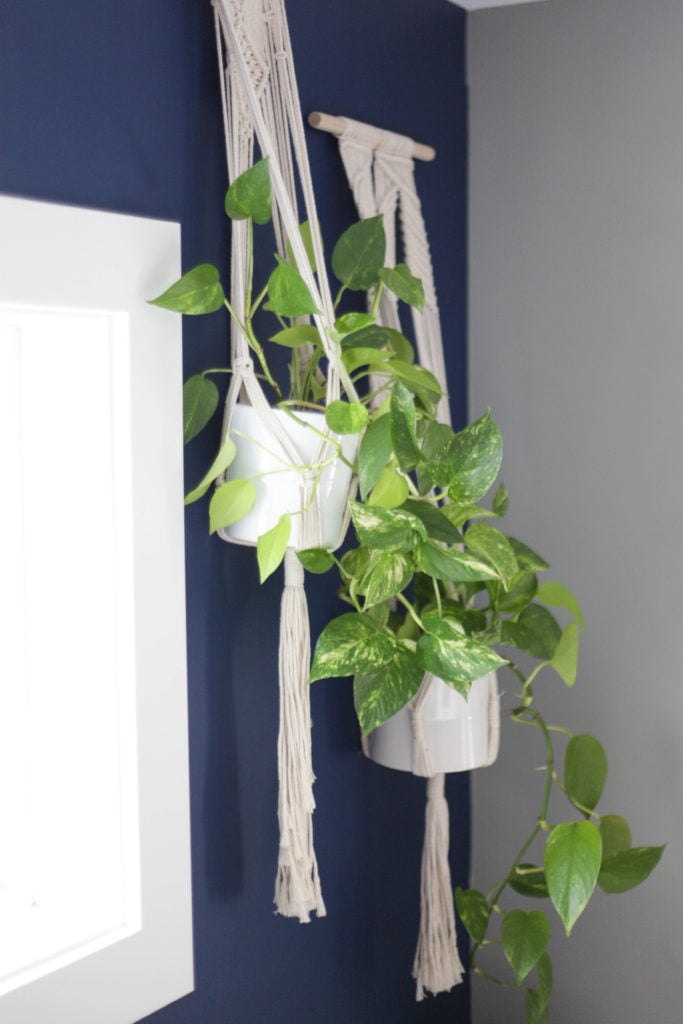 Hang those plants! Beautiful (and inexpensive) macrame plant holders from amazon!