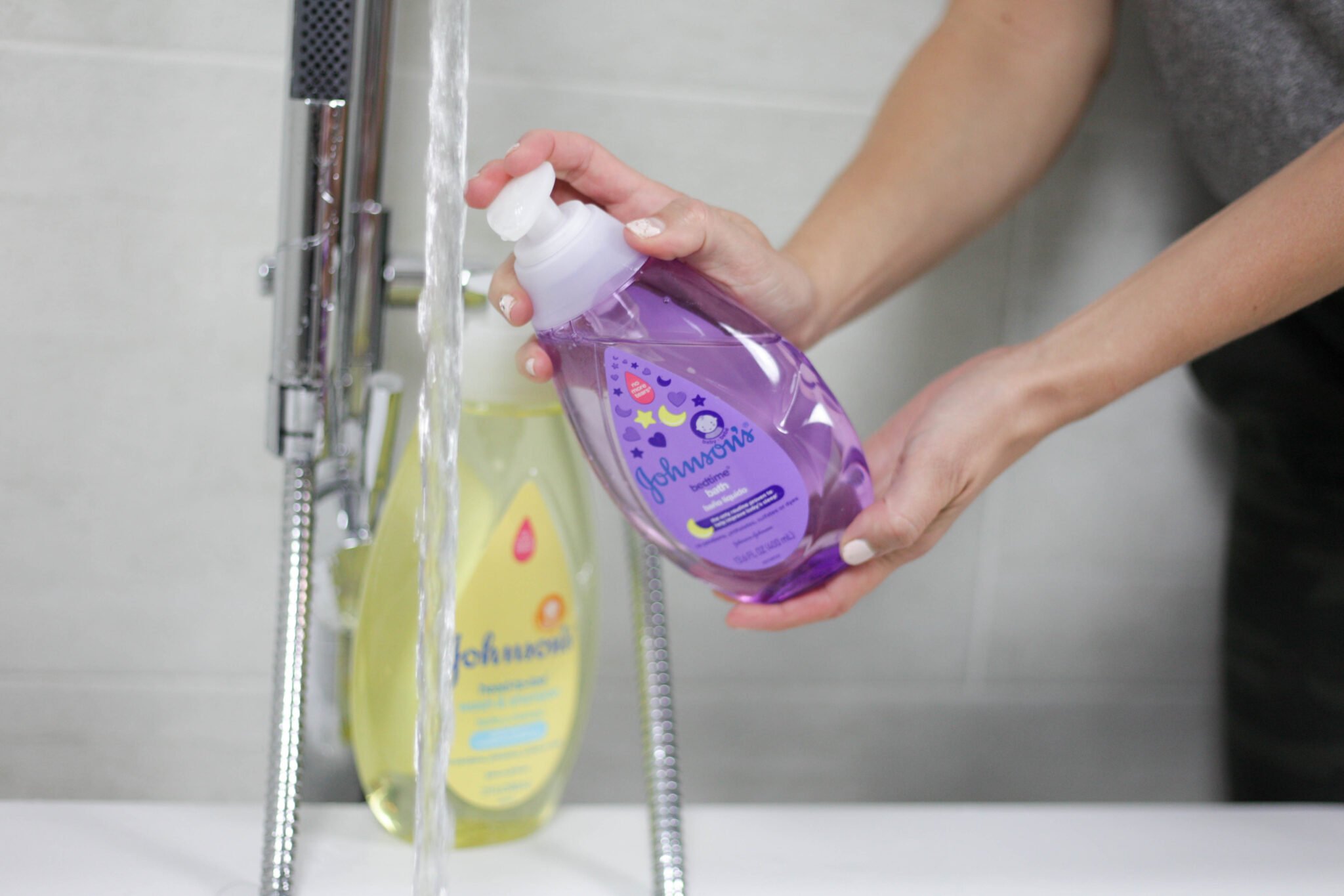 johnsons bedtime bath and head-to-toe wash
