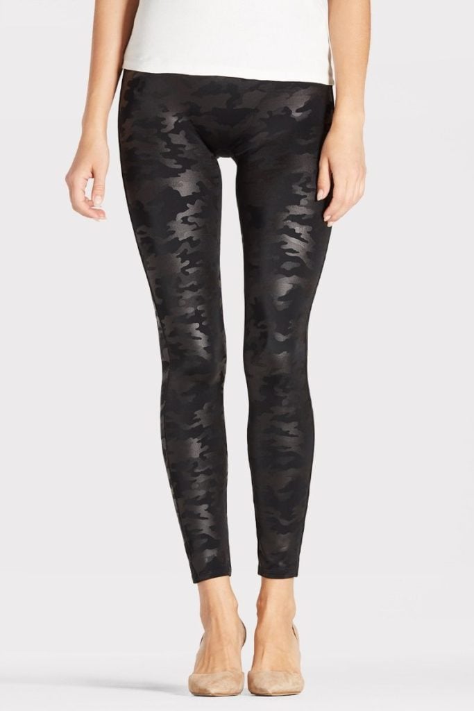 Spanx leggings from Trendsend box