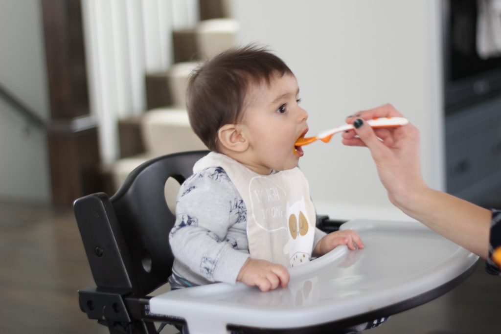 Top 10 Items You Need for a Baby - Keekaroo High Chair