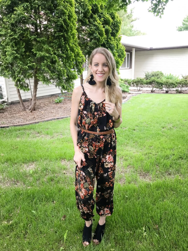 What to wear to a concert - a jumpsuit