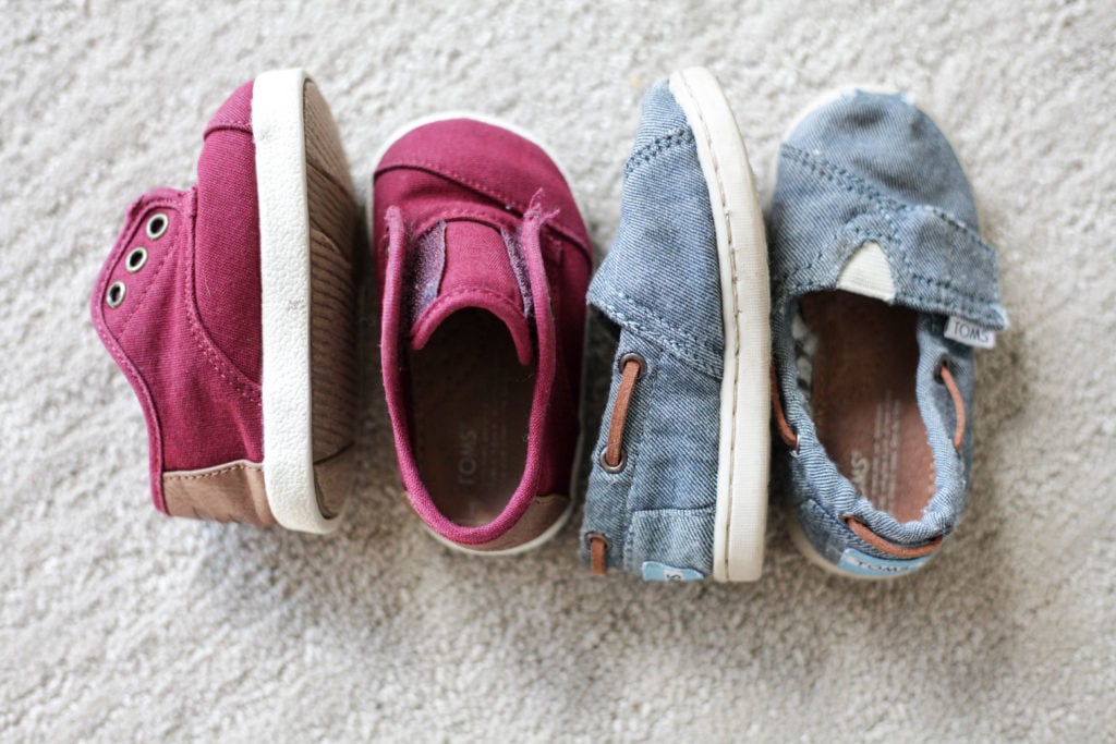 Toms shoes give shoes to kids in need. Click through for more ideas of gifts that give back!