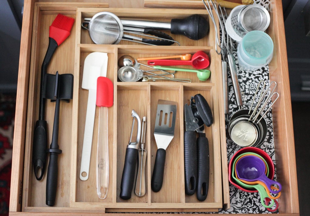 Kitchen drawer storage - home organization hacks