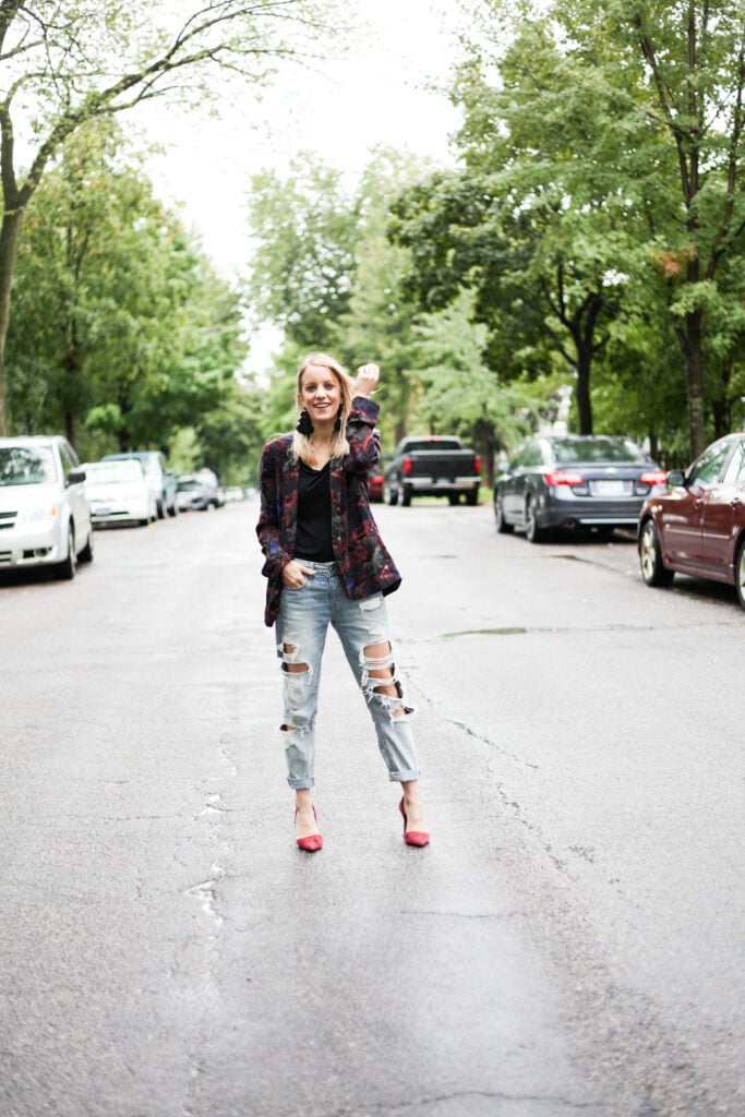 Tips for how to wear a blazer: paired with distressed denim + heels. Click through for more tips!