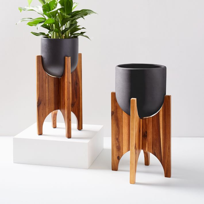 Black and wood standing planters