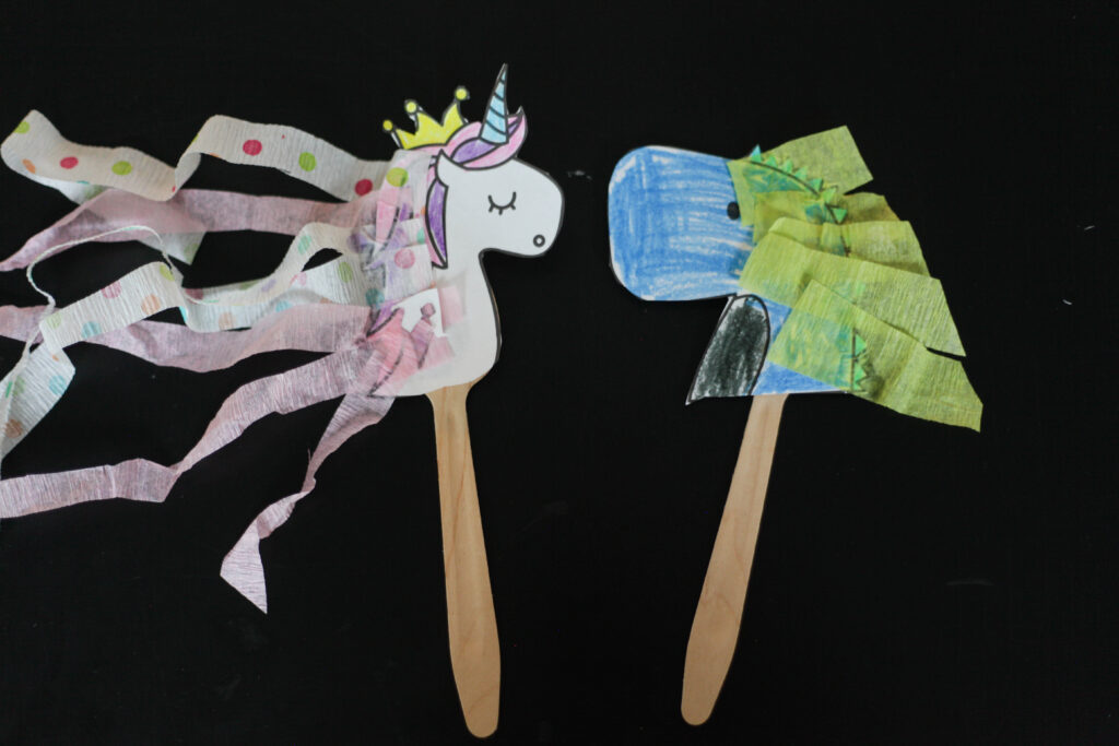 Animals on a stick: Unicorn and dinosaur craft with crepe paper