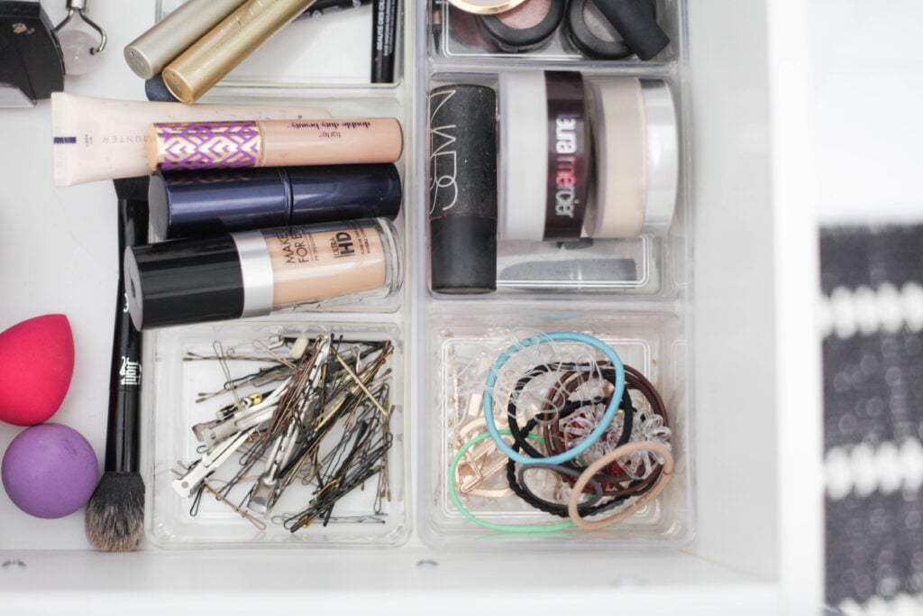 Makeup Drawer Organization Tips • Neat House. Sweet Home®