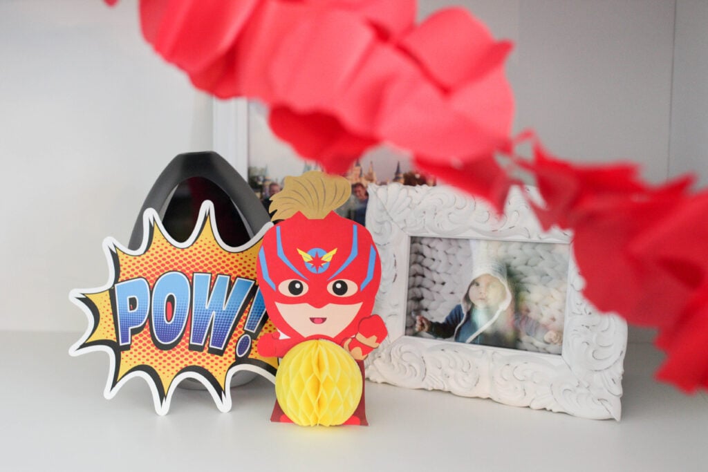 Superhero party decor