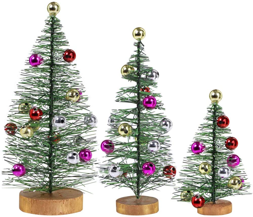 3 Piece Set With Metallic Ornaments