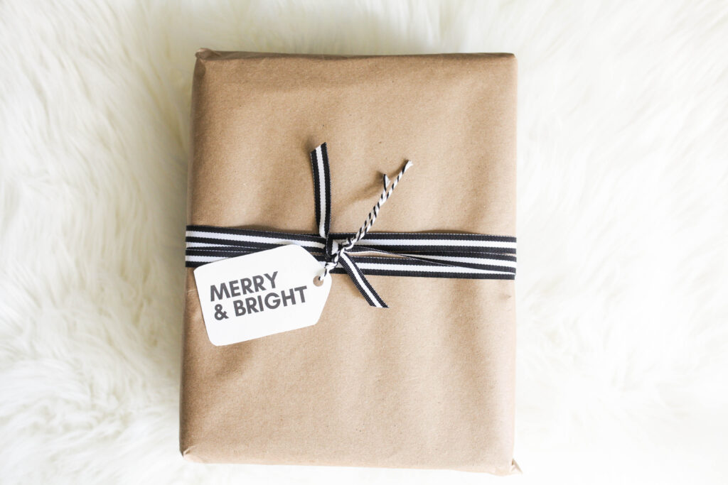 Simple Gift Wrap Ideas