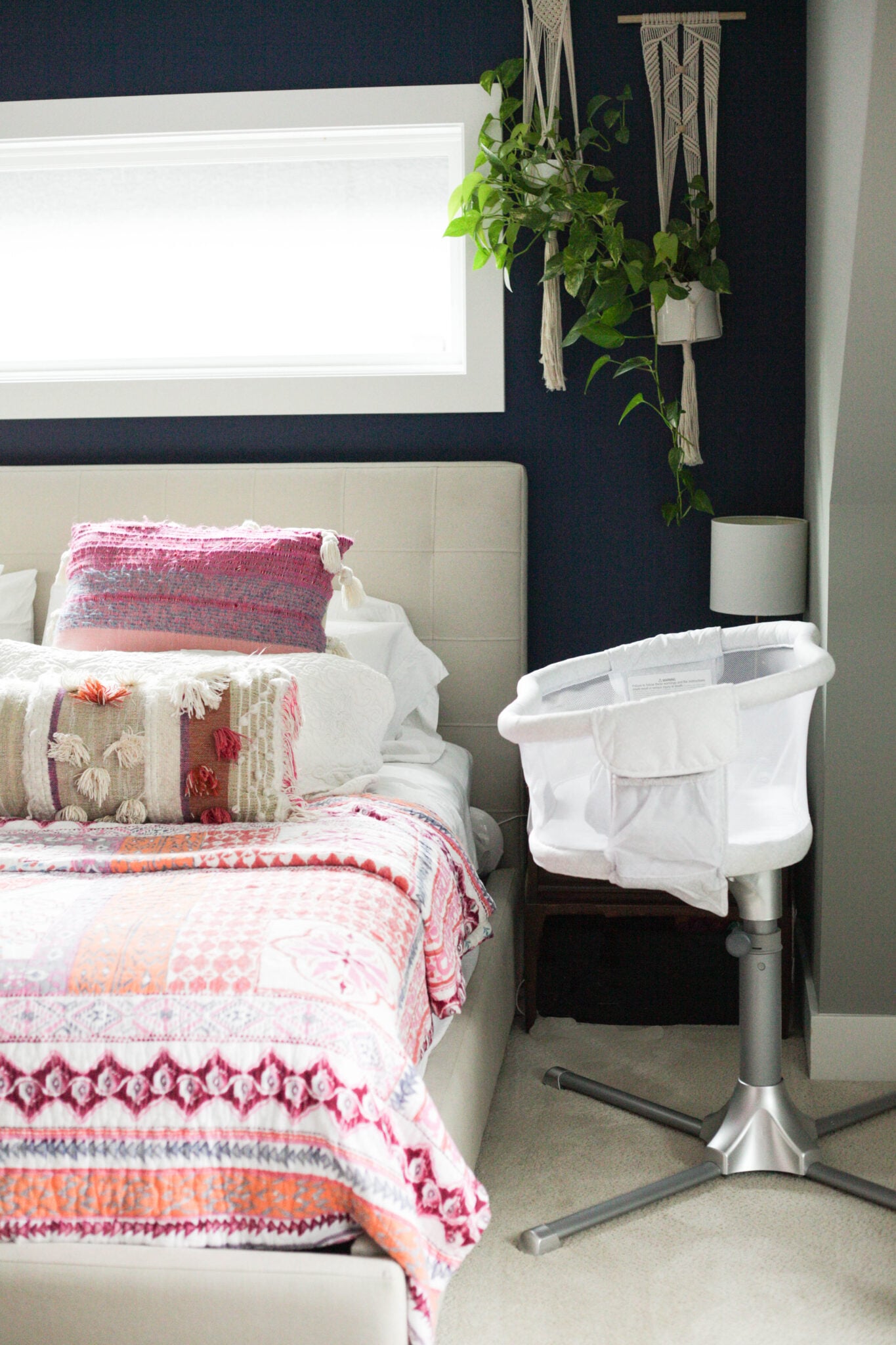 HALO BassiNest Swivel Sleeper Review (Pros, Cons & Is It Worth It