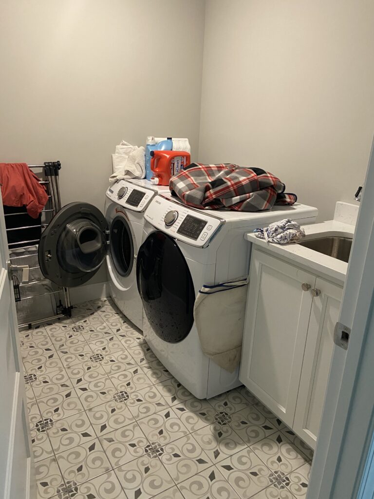 Before picture of laundry room