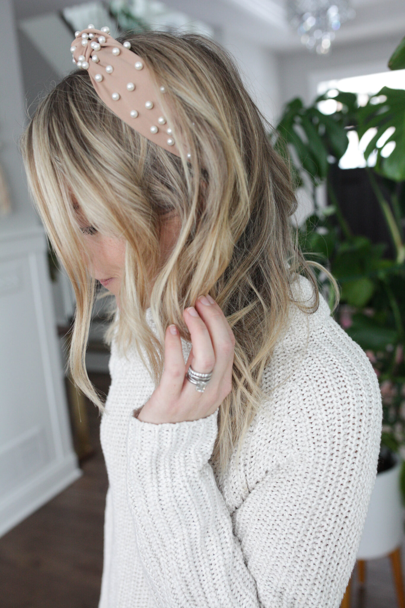 Pearl Headband Trend - How to Wear Them & Best Picks! - Paisley & Sparrow