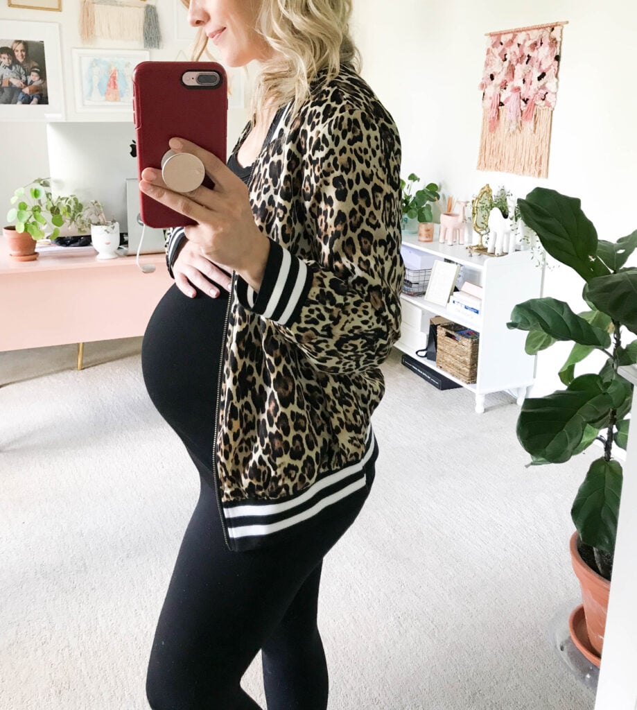 Maternity leggings outfit with leopard jacket