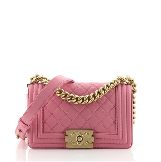 Chanel boy bag in pink