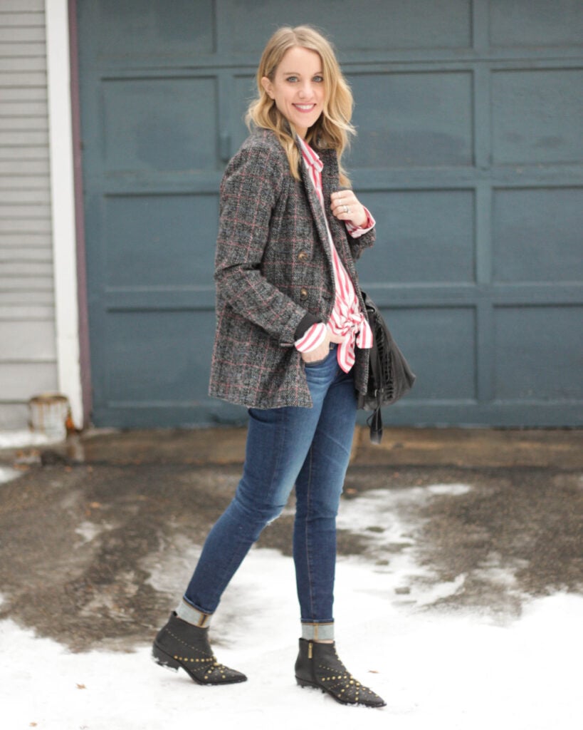 Skinny jeans and a blazer