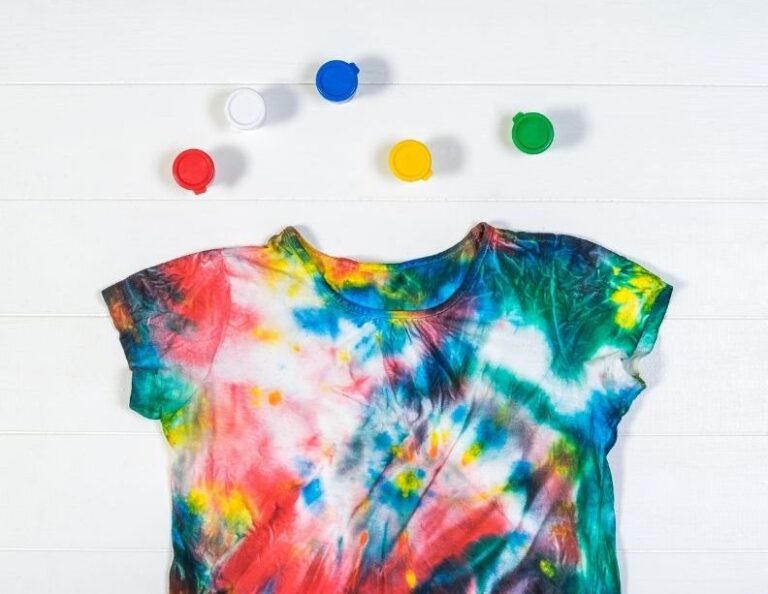 how to wash multiple tie dye shirts together