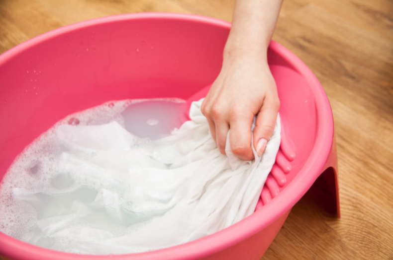 How to Wash Silk Pillowcases hand washing