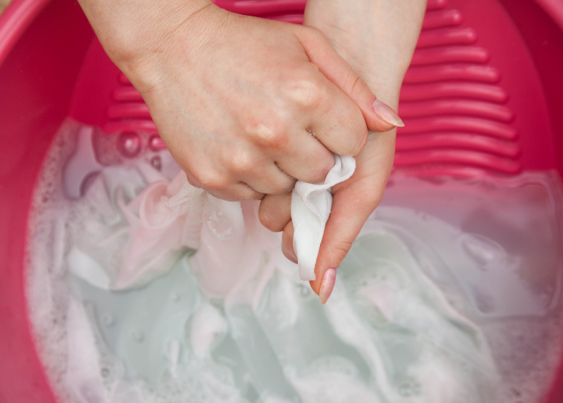 hand washing silk