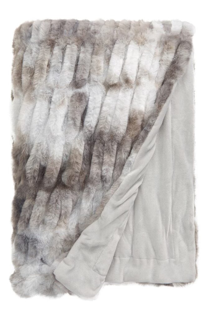 Faux fur throw blanket