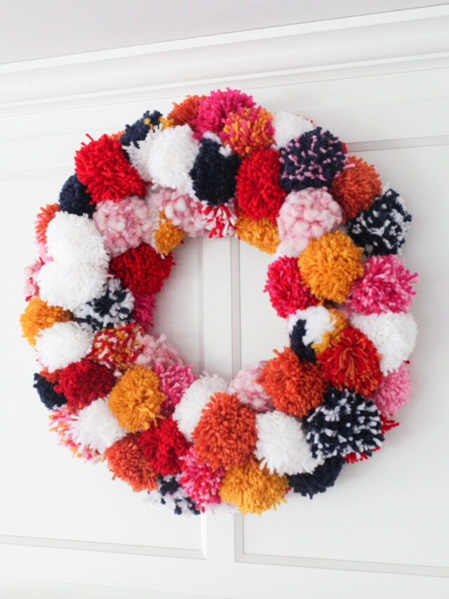 Easy Pom Pom Wreath DIY