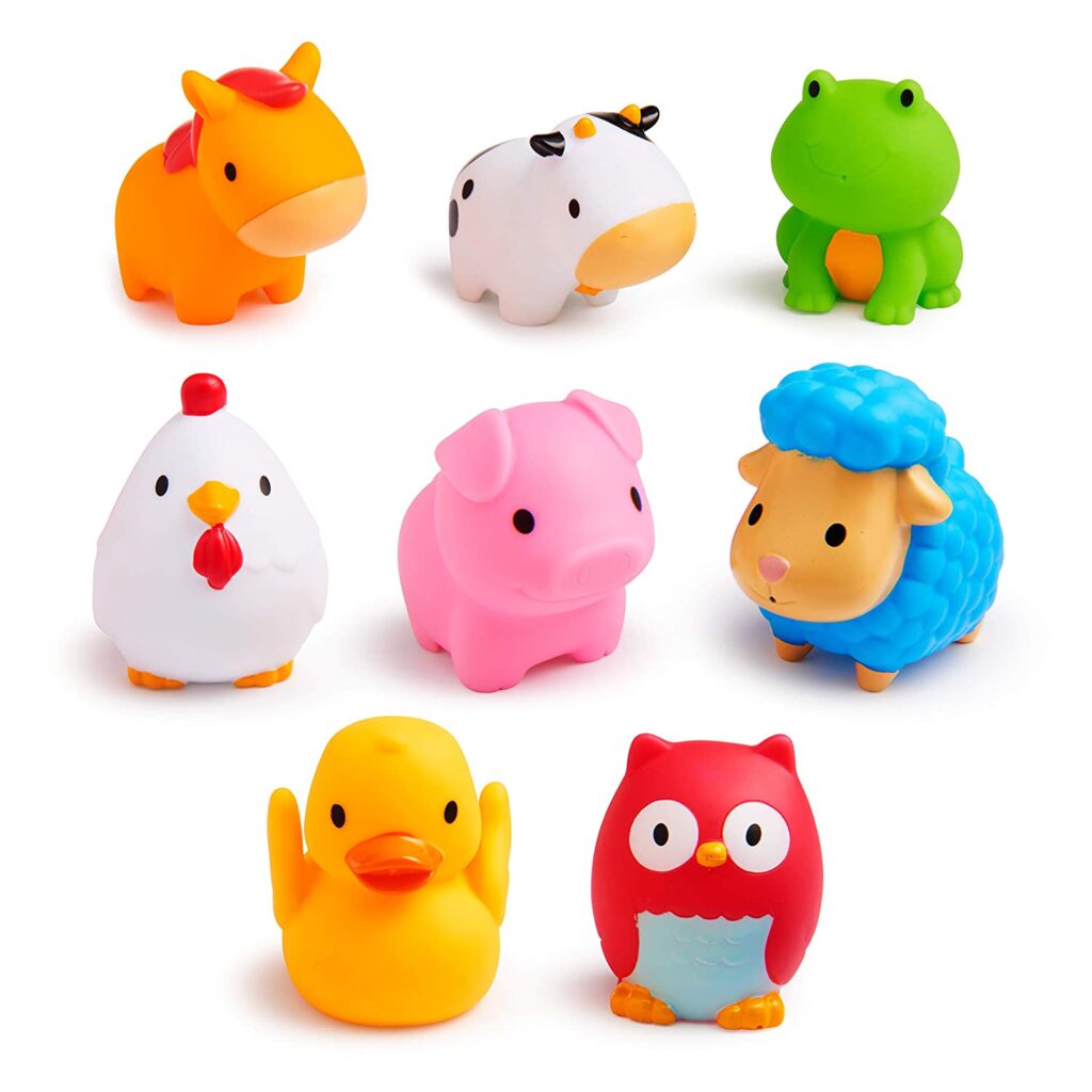 Set of farm animals bath toys