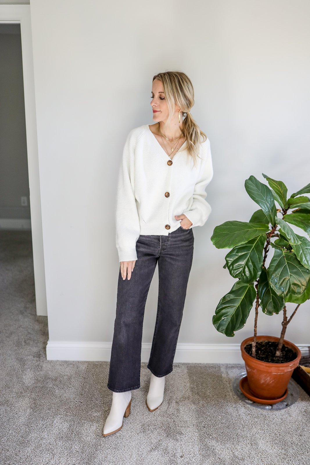 cropped jeans, sweater and boots