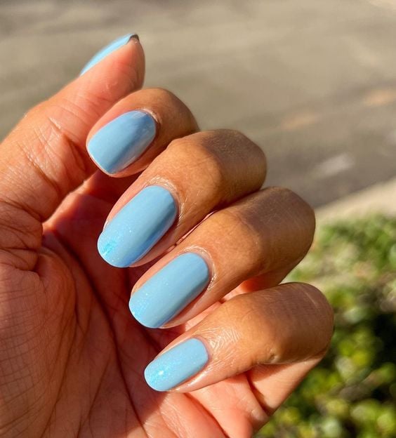 14 Baby Blue Nail Ideas for a Twist on the Classic Color