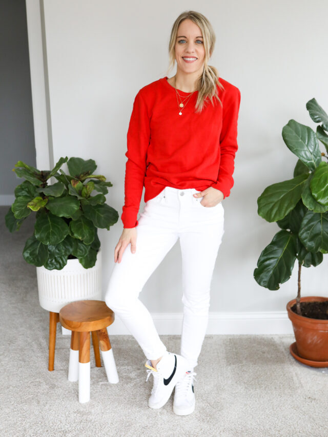 5 White Jean Outfits for Spring