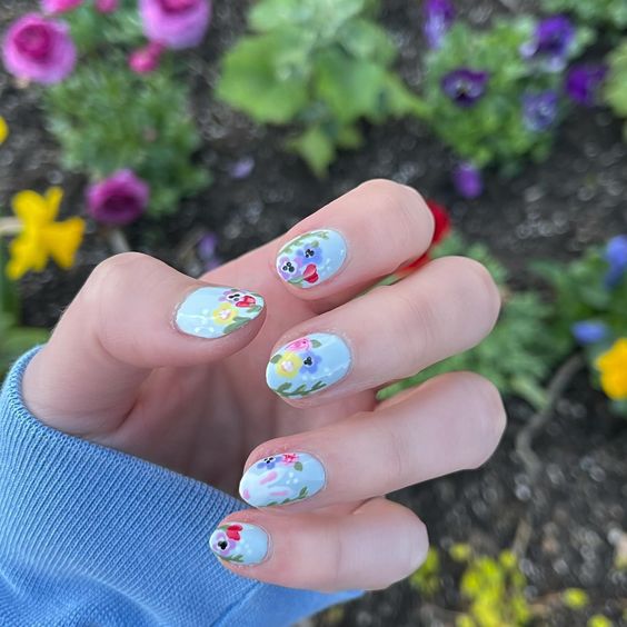 Pansies and flowers mani
