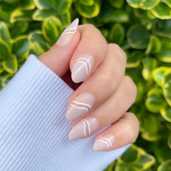 Brown With White and Gold Abstract Nail Design white Lines gold Lines/  Press on Nails/ Cute Press on Nails - Etsy Norway