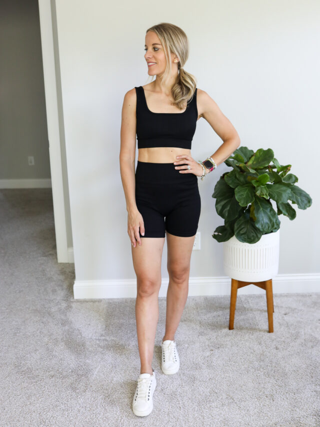 5 Best Workout Sets Paisley & Sparrow