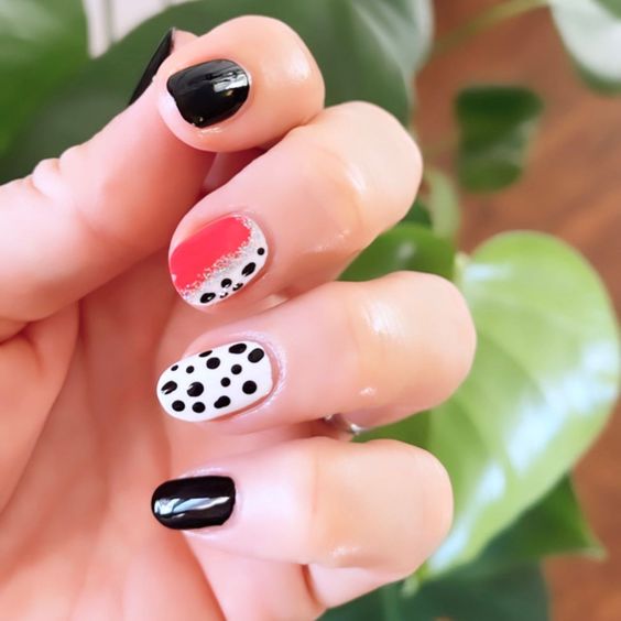 Cruella DeVil inspired nails