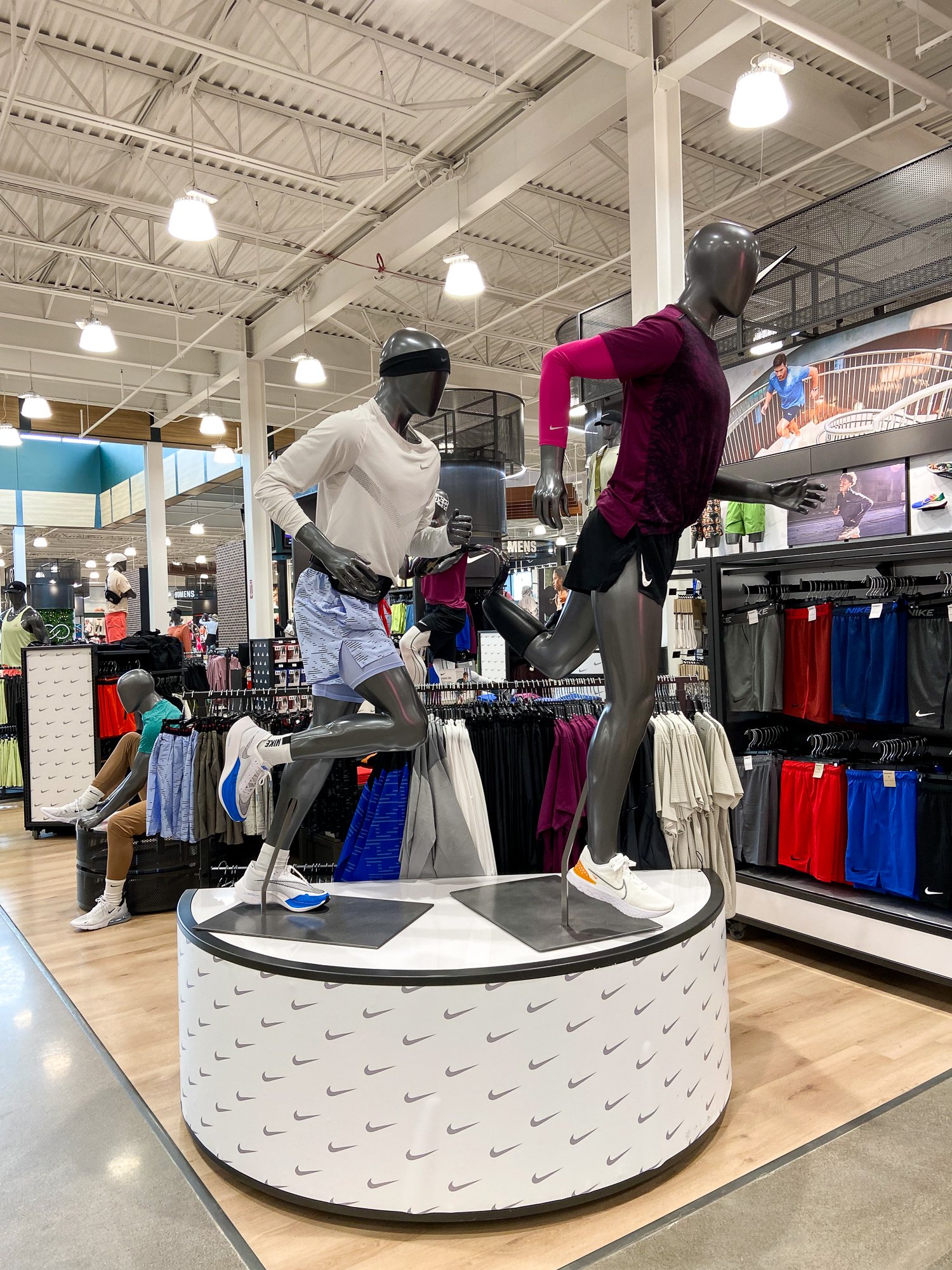 Dick's House of Sport Concept Store Opens at Ridgedale