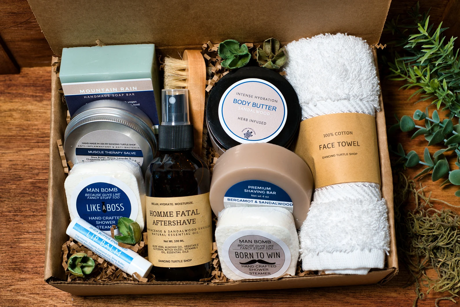 Sandalwood Cedar Amber Men Essentials Gift Set