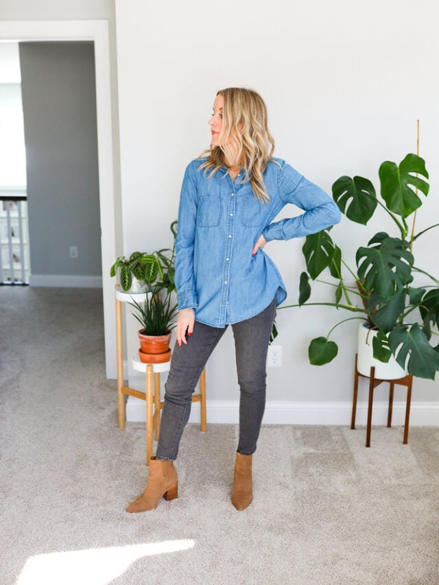 How to Style Grey Jeans