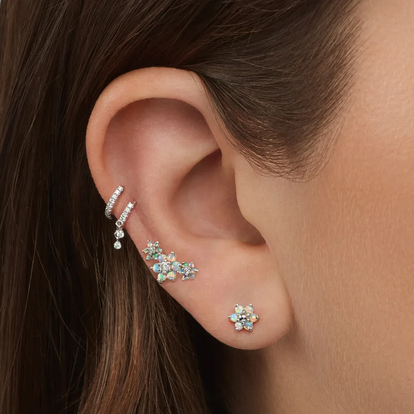 Three Flower Garland Diamond Threaded Stud Earring