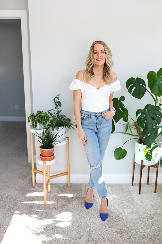 off the shoulder bodysuit and mother jeans