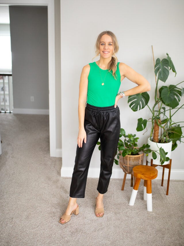 3 Tips to Wear Faux Leather Joggers