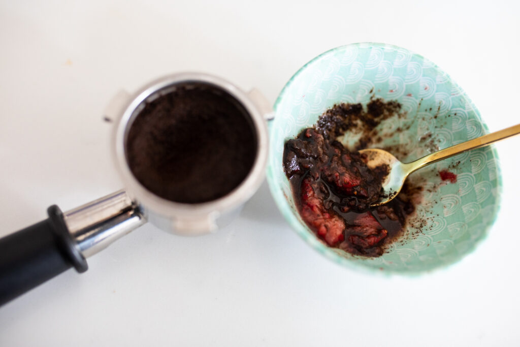 coffee and strawberry lip mask