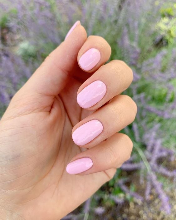 light pink nails