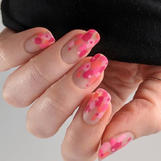 Abstract pink nail design