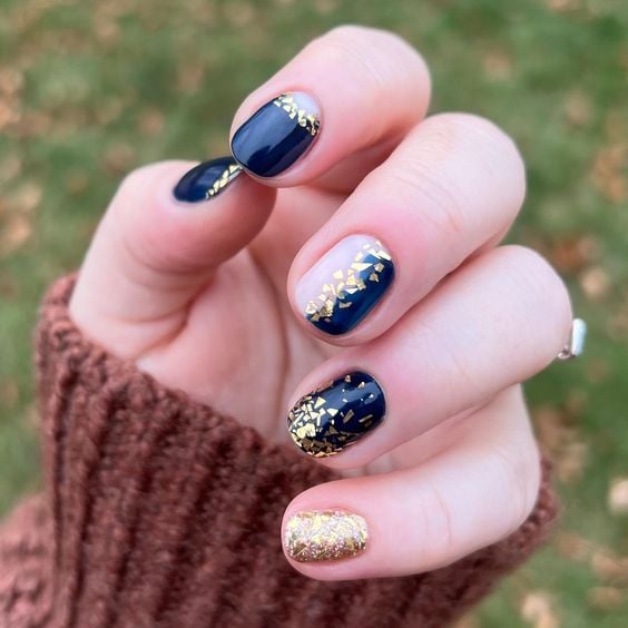 blue and gold nails