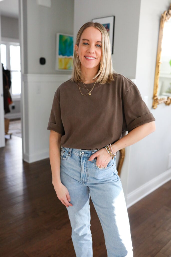 Woman in brown crew neck t-shirt