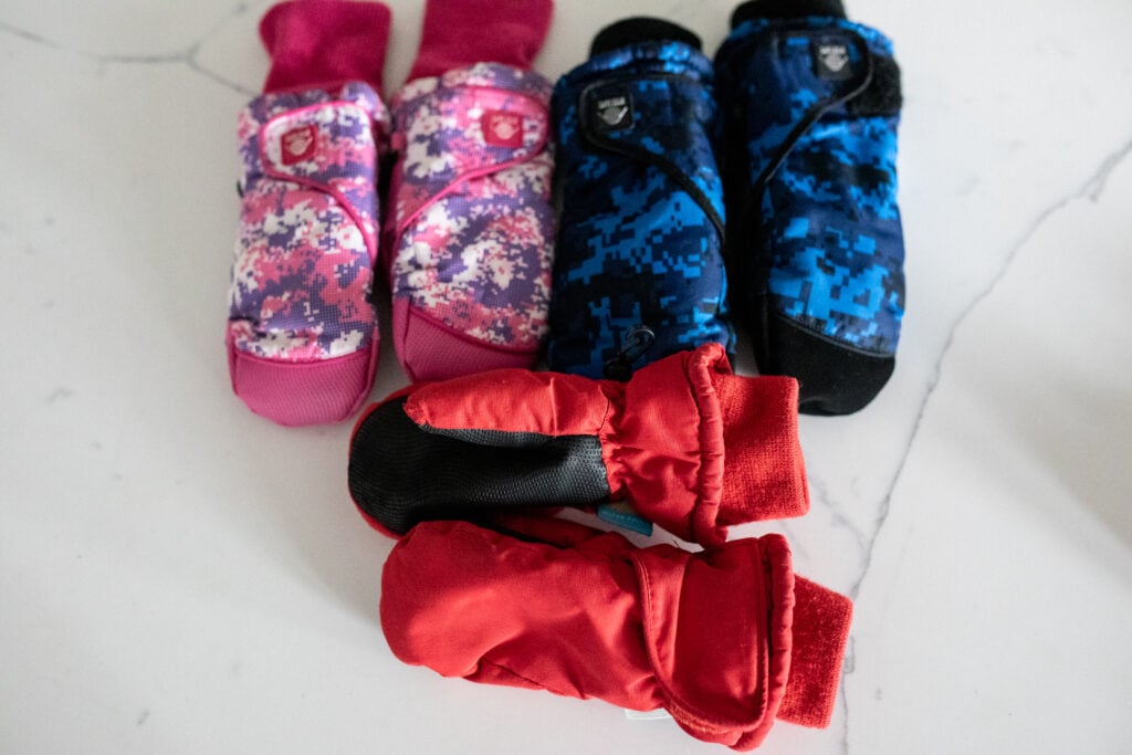 3 pairs of winter mittens